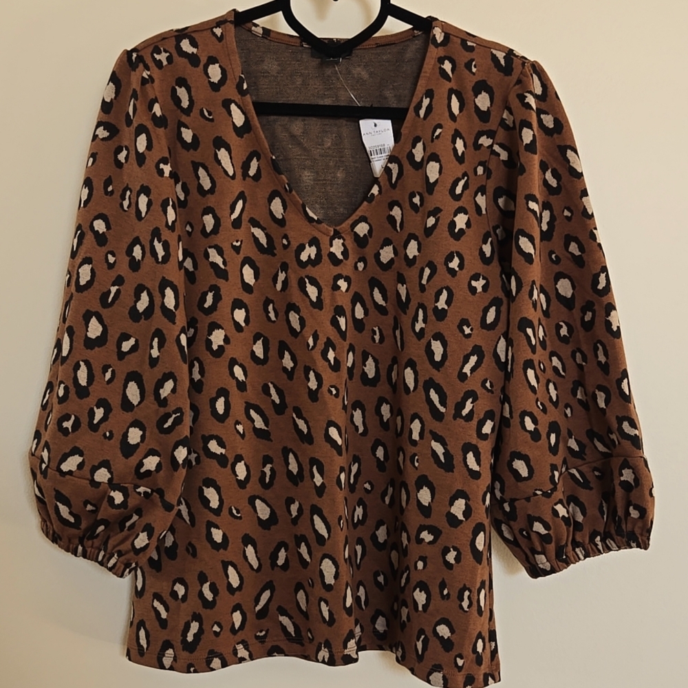 NWT Ann Taylor Leopard Print Three Quarter Sleeve Shirt L